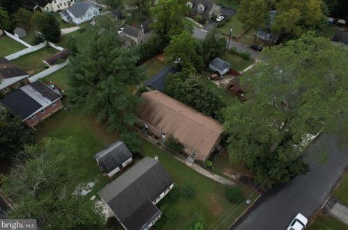 207 Columbia Ave, Newfield, NJ 08344-9506