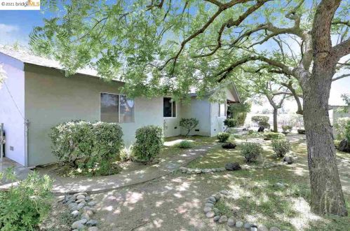 486 Quail Glen Dr, Oakley CA  94561-3942 exterior