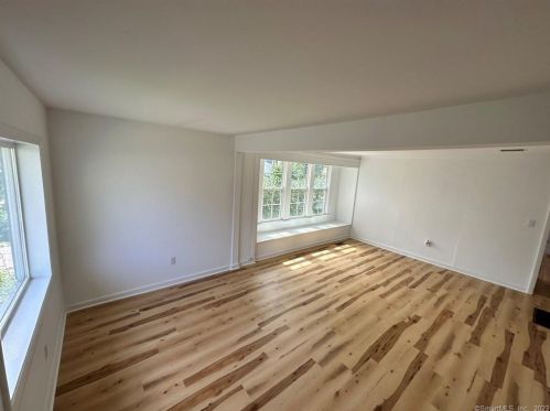 34 Wildwood Ave, Milford CT  06460-5847 exterior