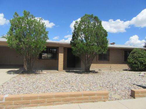 8641 Desert Spring St, Tucson, AZ 85730-4716