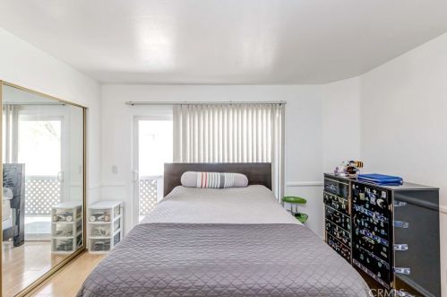 7883 Cerritos Ave, Stanton CA  90680-1658 exterior