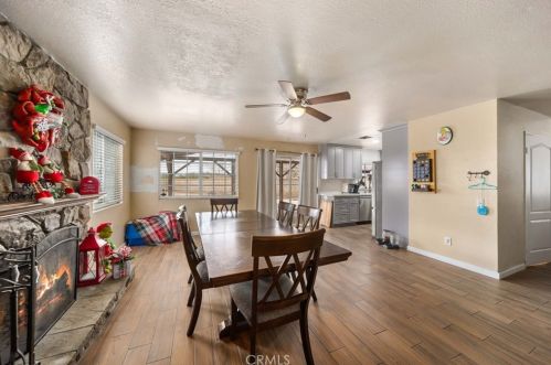 43611 Carefree Ct, Lancaster CA 93535-5611 exterior