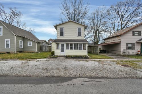 492 Jefferson St, Pataskala OH  43062-8207 exterior