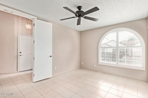 1528 Indian Wells Dr, Chandler AZ  85249-4066 exterior