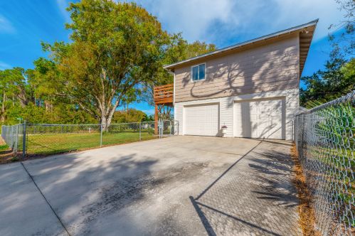 8407 Winter Gdn Pkwy, Fort Pierce FL  34951-1858 exterior