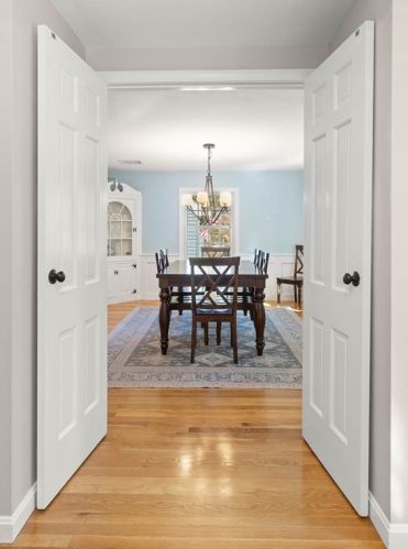 27 Sheffield Rd, Boxford MA  01921-1905 exterior