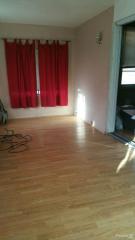 614 Saint Lawrence Ave, Bronx, NY 10473-3508
