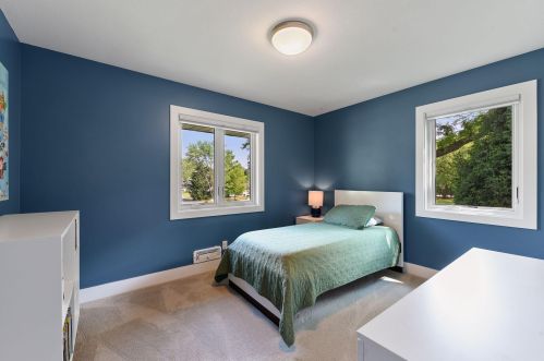 6812 Wooddale Ave, Minneapolis MN  55435-1635 exterior