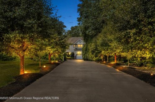 22 Kuzyk Rd, Upper Freehold Township, NJ 08514-2440