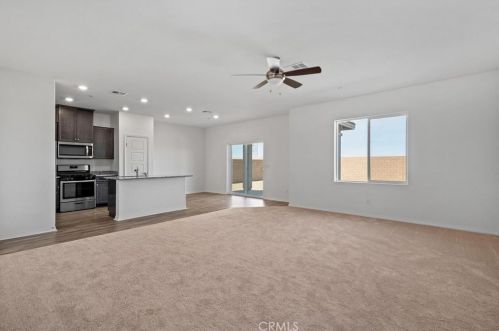 11172 Mesa Linda St, Victorville, CA 92392-4812