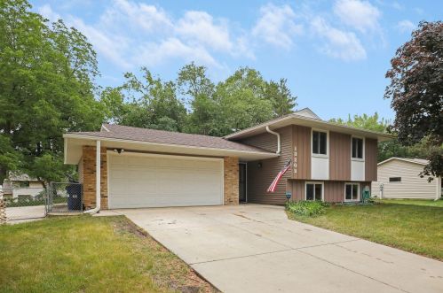 13202 Findlay Way, Saint Paul, MN 55124-7935