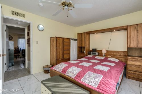 263 Abrego Dr, Green Valley AZ  85614-1504 exterior