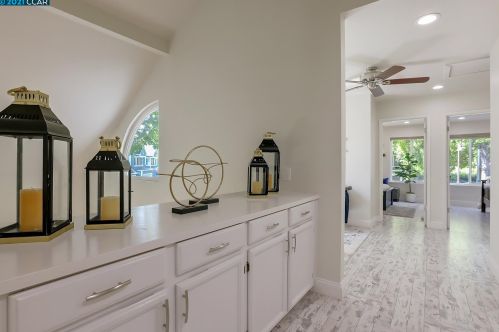 4330 Fairlands Dr, Pleasanton CA  94588-3428 exterior