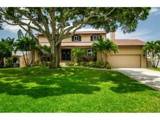 5444 Bayshore Dr, Largo, FL 33772-7101