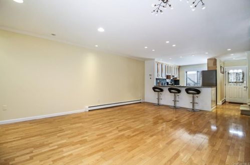 208 Ivy Hill Ln, Rye Brook NY  10573-1607 exterior