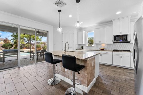 1669 Feather Grass Loop, Lutz FL  33558-2802 exterior