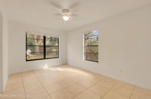 56 45 Ave, Vero Beach FL 32966-2840 exterior