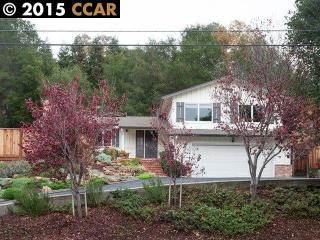 610 Huntleigh Dr, Lafayette, CA 94549-5518