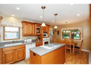 3921 Regent Ave, Minneapolis, MN 55422-2020