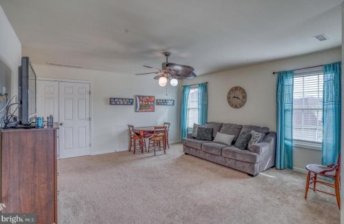 245 Stone Ridge Dr, Dover DE  19901-8205 exterior