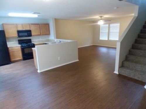 2030 Vanamen Ct, Conroe TX  77304-1601 exterior