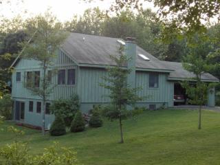 134 Phyllis Way, Canadensis, PA 18325-7859