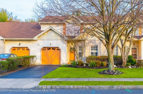 38 Riva Blvd, Bricktown, NJ 08723-7978
