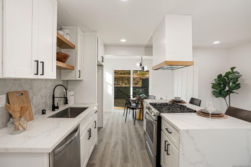 1926 Ensenada St, Lemon Grove CA  91945-3738 exterior