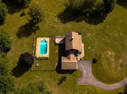 56 Bryant Rd, Belmont NH  03220-3626 exterior