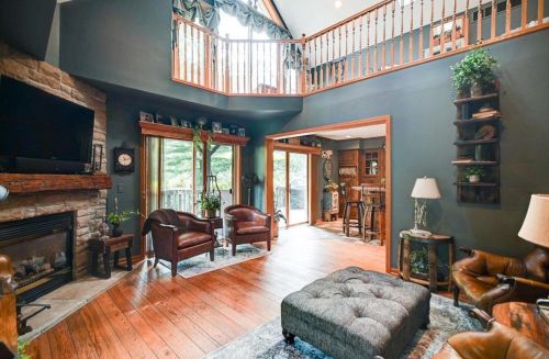 85 Blackhawk Dr, Edgerton, WI 53534-9310