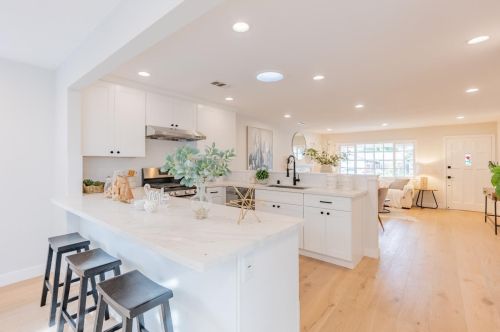 719 Manzanita Ave, Sunnyvale CA  94085-3046 exterior