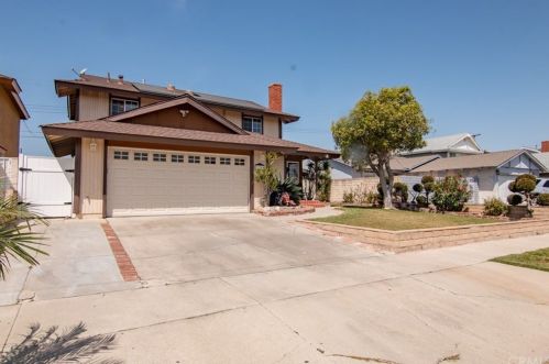 21209 Neptune Ave, Long Beach, CA 90745-1345