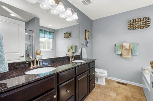 403 Maple Ridge Dr, Canonsburg PA  15317-7306 exterior