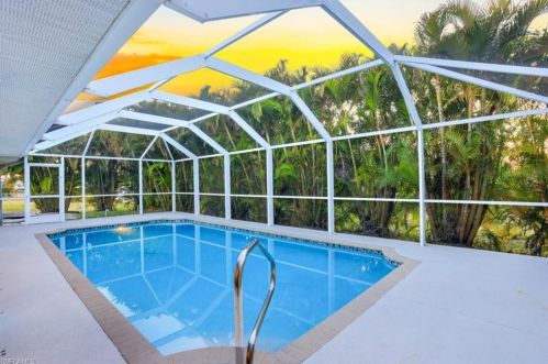 2930 7th Ave, Cape Coral, FL 33909-6812