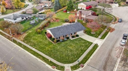 2409 King Richard Pkwy, Miamisburg, OH 45342-2797