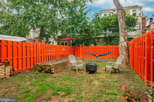 5010 Hazel Ave, Philadelphia PA  19143-1622 exterior