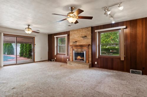 2541 80 Pl, Kenosha WI 53142-4533 exterior