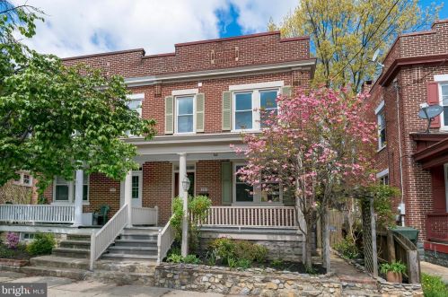 541 Reynolds Ave, Lancaster PA  17602-2146 exterior