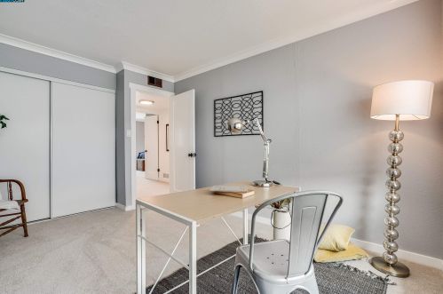 2442 Wright Ct, South San Francisco CA  94080-5257 exterior