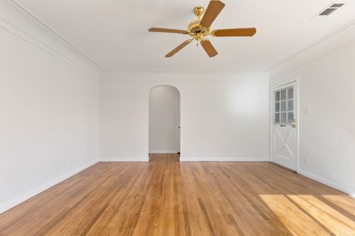 9109 Ramona St, Bellflower CA 90706-6438 exterior