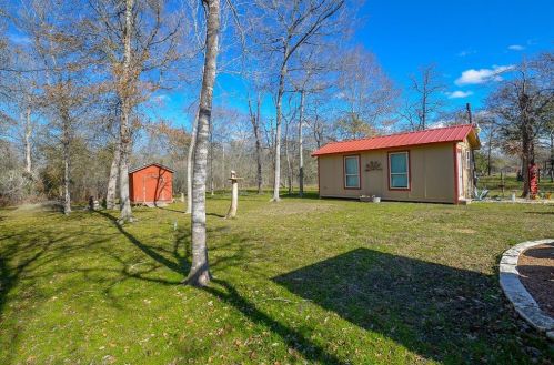 38322 Cork St, Hempstead TX  77445-7408 exterior