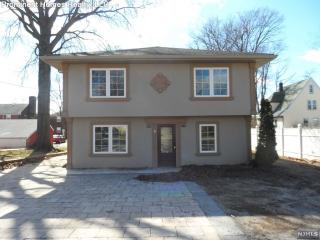 8 Demarest Pl, Maywood, NJ 07607-1805