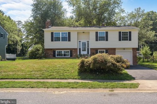 315 Mitchell Dr, Wilmington, DE 19808-1336