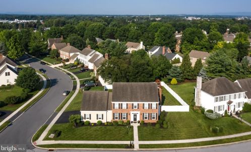 5915 Westover Dr, Navy Sup Dpt PA  17050-6871 exterior