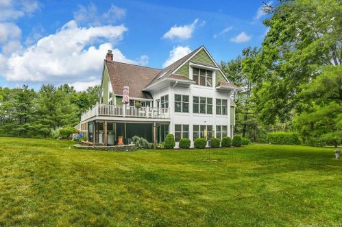 143 Eleven Levels Rd, Ridgefield, CT 06877-3046