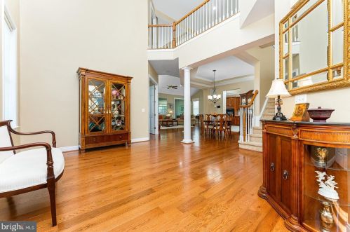 15605 Alderbrook Dr, Haymarket, VA 20169-6131