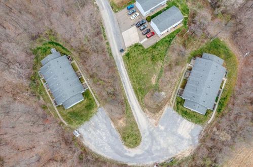 15 Briarcliff Dr, Cambridge OH  43725-9533 exterior