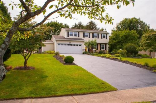1661 Erie Station Rd, Henrietta, NY 14467-9015