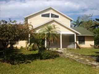 3507 Dellwood Rd, Town Of Loxahatchee Groves, FL 33470-2404