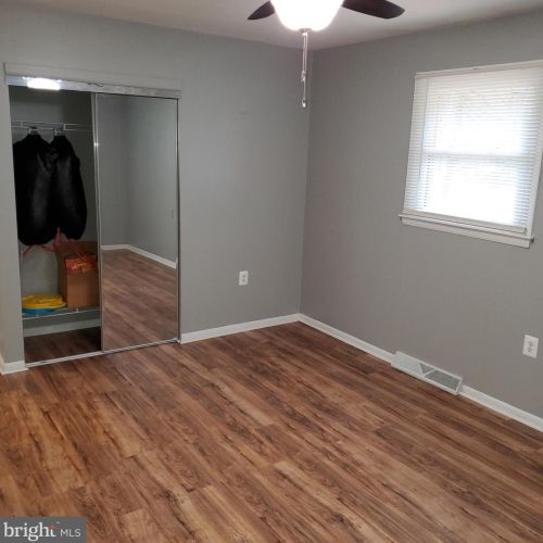 208 Bittlewood Ave, Berlin Boro NJ  08009-9444 exterior